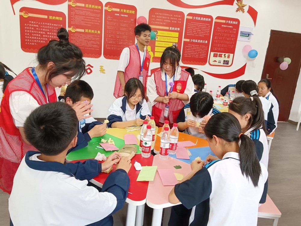 彩笔绘乡韵：用设计为乡村注入新活力