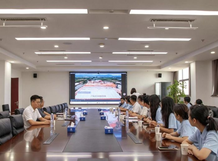 <strong>长安大学“访企研学探前路，筑梦金陵践初心”赴江苏南京暑期社会实践队走访中交二航局</strong>
